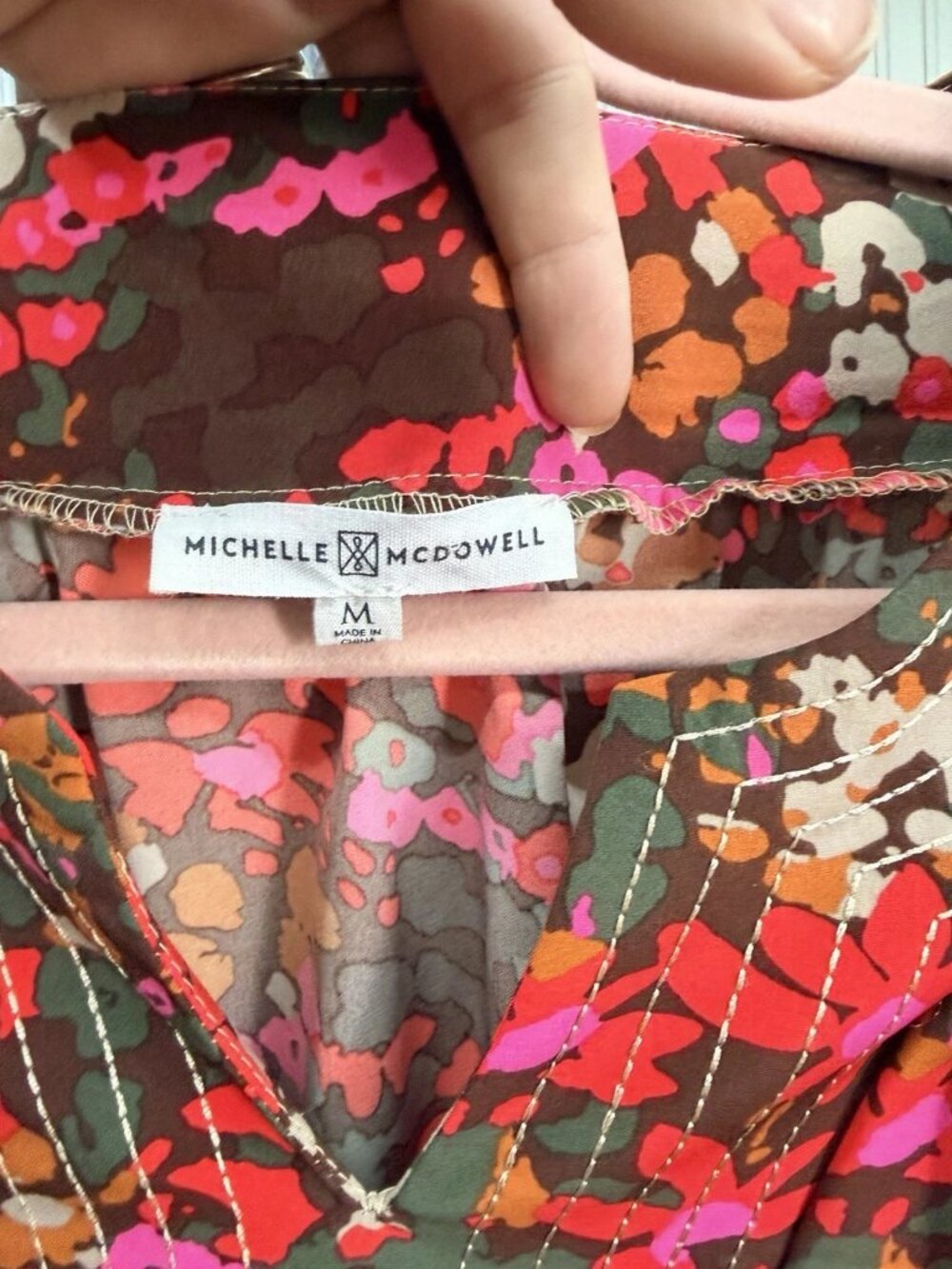 Michelle McDowell Dark Floral Blouse M - Picture 5 of 6